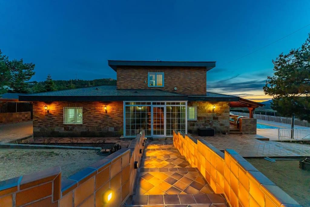 Villa El Jardin De Estrella Navacerrada Exterior foto